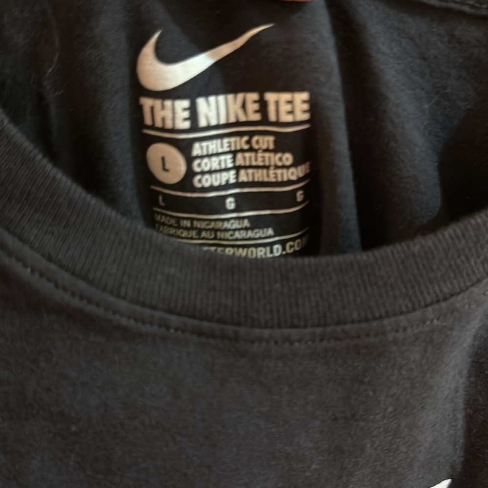 Men’s black Nike T shirt size L - Picture 4 of 4